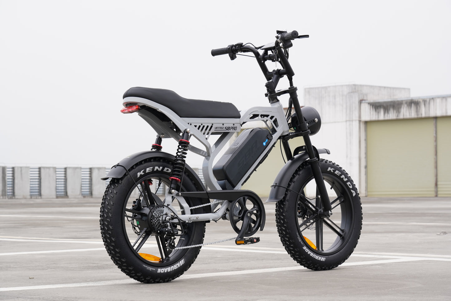 S8 Vintage Power – 750W | 50Km/h | Style Premium Accessible | pneu large tout-terrain de 20 pouces.
