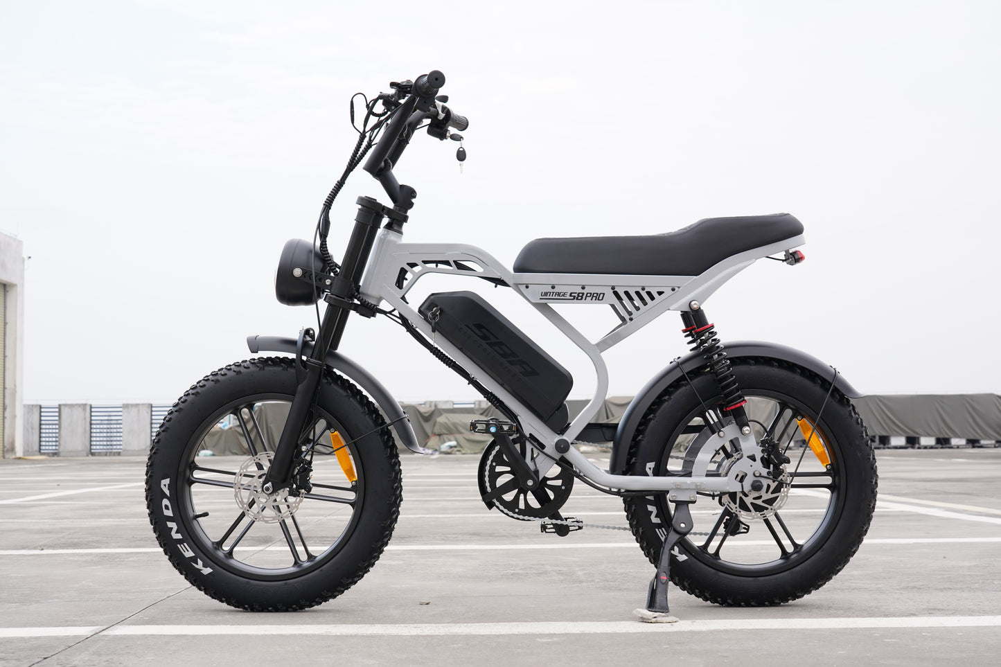 S8 Vintage Power – 750W | 50Km/h | Style Premium Accessible | pneu large tout-terrain de 20 pouces.