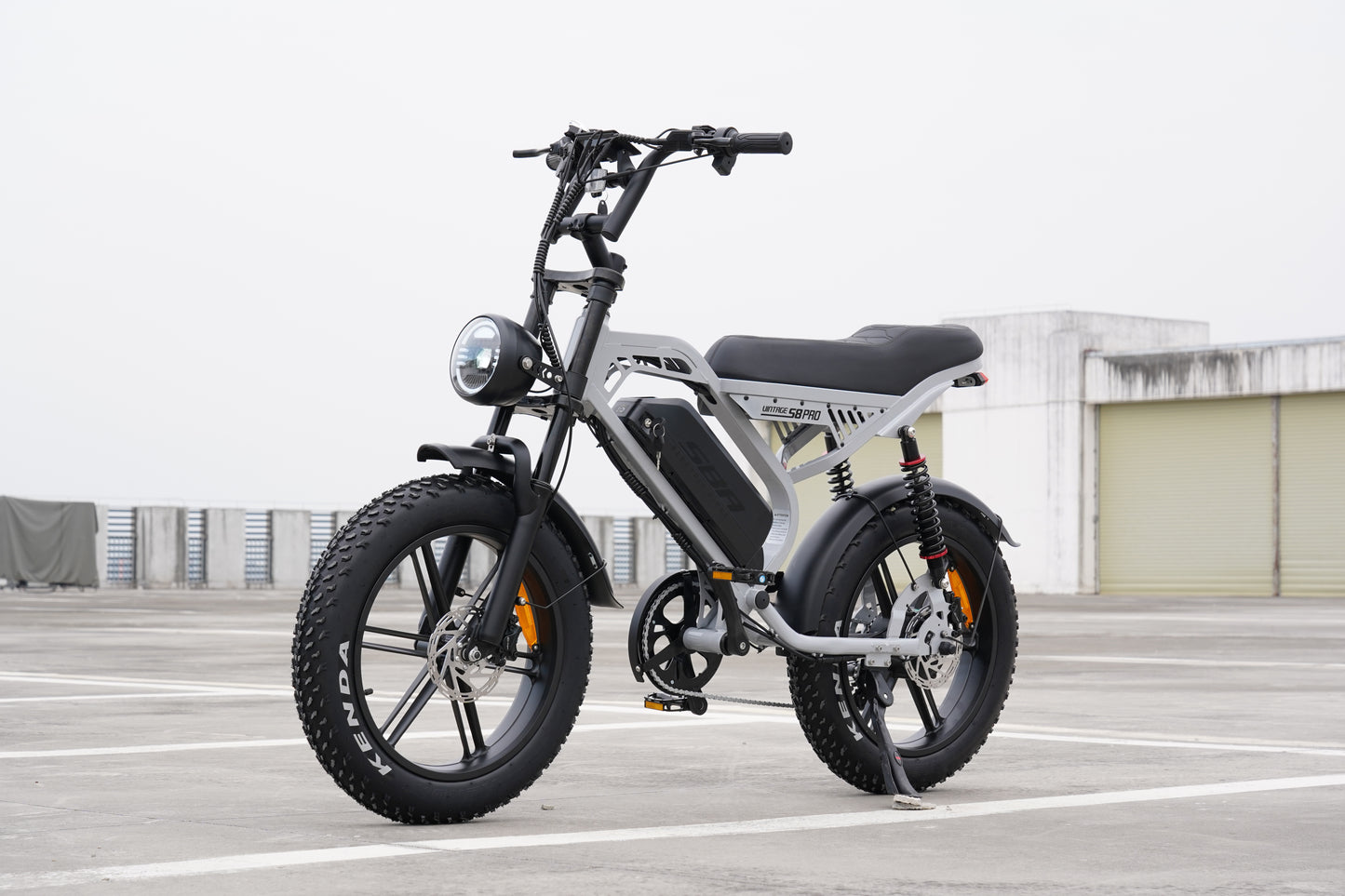 S8 Vintage Power – 750W | 50Km/h | Style Premium Accessible | pneu large tout-terrain de 20 pouces.