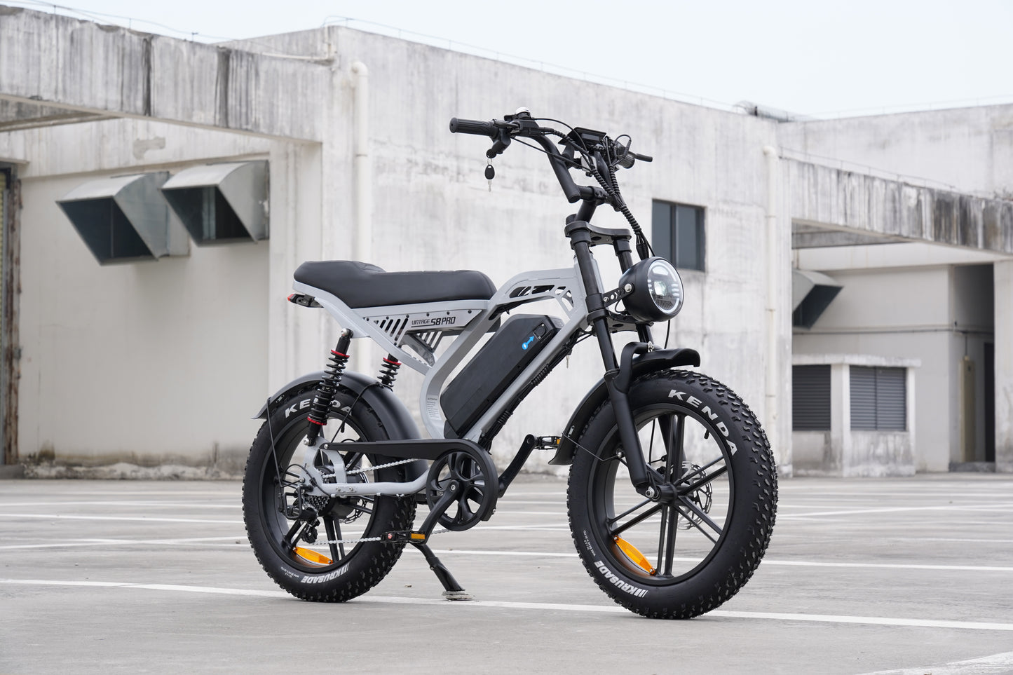 S8 Vintage Power – 750W | 50Km/h | Style Premium Accessible | pneu large tout-terrain de 20 pouces.